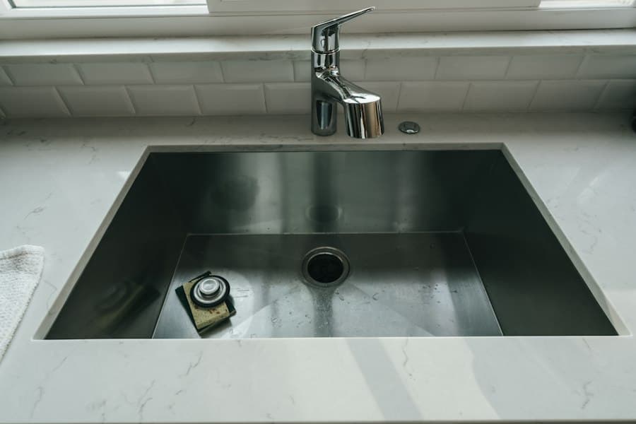 Stainless Steel Kitchen Sink 24 × 18 inch