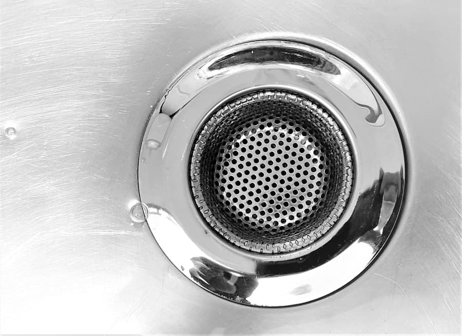 Sink Waste Coupling with Pipe